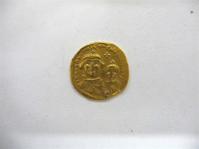 Lot 11 - Byzantine Gold Solidus of Heraclius and Heraclius Constantine (613-638AD), 4.25g, rev. VICTORIA AVG