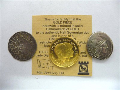 Lot 191 - Miscellaneous Lot, comprising: hallmarked 9ct gold medalet 1981 "Royal Wedding", 2.66g, with...