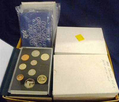 Lot 135 - 13 x Royal Mint Proof Sets, 1977 and 1980-1991 inclusive, with certificates, in CofI, some with...