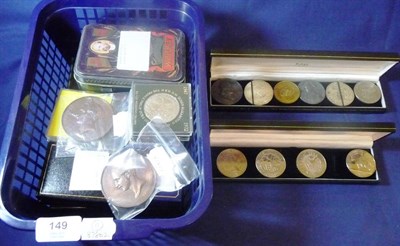 Lot 149 - Miscellaneous Collection of Coins and Commemorative Medals, including: 2 x bronze meds "Prince...