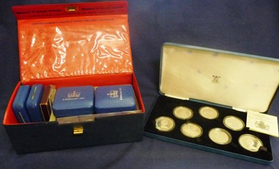 Lot 256 - A Set of 7 x Commemorative Silver Proof Crowns 1980, "Queen Mother's 80th Birthday" - UK,...