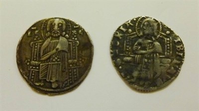 Lot 5 - Venice : 2 x Silver Grossi: (1) Doge Iacopo Tiepolo (1229-1249) obv. St Mark and Doge, rev. Christ