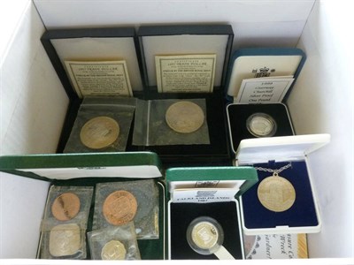 Lot 285 - A Miscellaneous Lot including: Falkland Islands silver proof piedfort £1 1987, Guernsey...