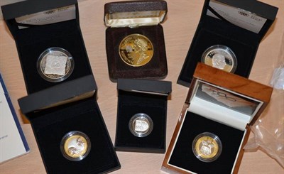 Lot 42 - Miscellaneous Lot comprising: 2 x silver proof £2: 2008 'Olympic Games Handover' & 2009 'Darwin'