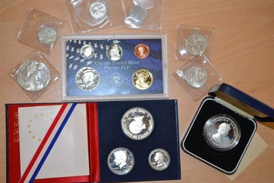 Lot 47 - Miscellaneous Foreign Silver Coins:  USA 3-coin Bicentennial silver proof set 1976 comprising...