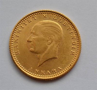 Lot 126 - Turkey, Gold 100 Kurus 1923/35, 7.23g (22ct gold) VF/GVF