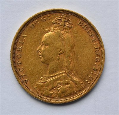 Lot 91 - Sovereign 1890s, minor marks/edge nicks o/wise Fine