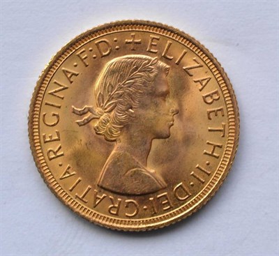 Lot 92 - Sovereign 1962,  obv. bagmarks on portrait o/wise EF+