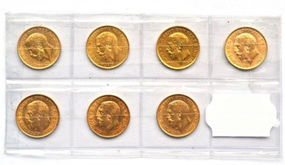 Lot 56 - George V, 7 x Half Sovereigns: 1911(x2), 1912, 1913, 1914, 1915s & 1925SA, VF or+