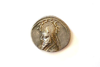 Lot 39 - Parthia, Sinatruces (72-70AD) Silver Drachm, obv. cuirassed bust wearing tiara ornamented with horn