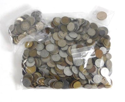 Lot 326 - 800+ Foreign Coins of which 103 x silver (weight 550g) including Prussia 2 marks 1901 '250...