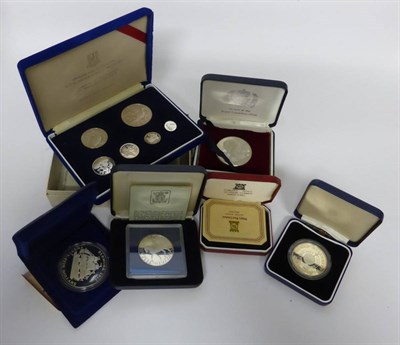 Lot 103 - 5 x Silver Proofs Commemorating the Silver Jubilee 1977 comprising: UK crown, Isle of Man...