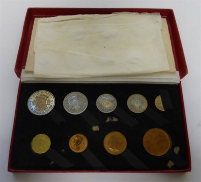 Lot 118 - Proof Set 1950, 9 coins halfcrown to farthing, in original red BofI, light toning on bronze...