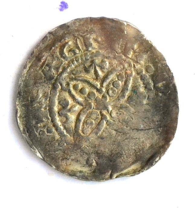 Lot 27 - Henry I Silver Penny, pellets in quatrefoil type, mint name flat, obv. facing crowned bust with...