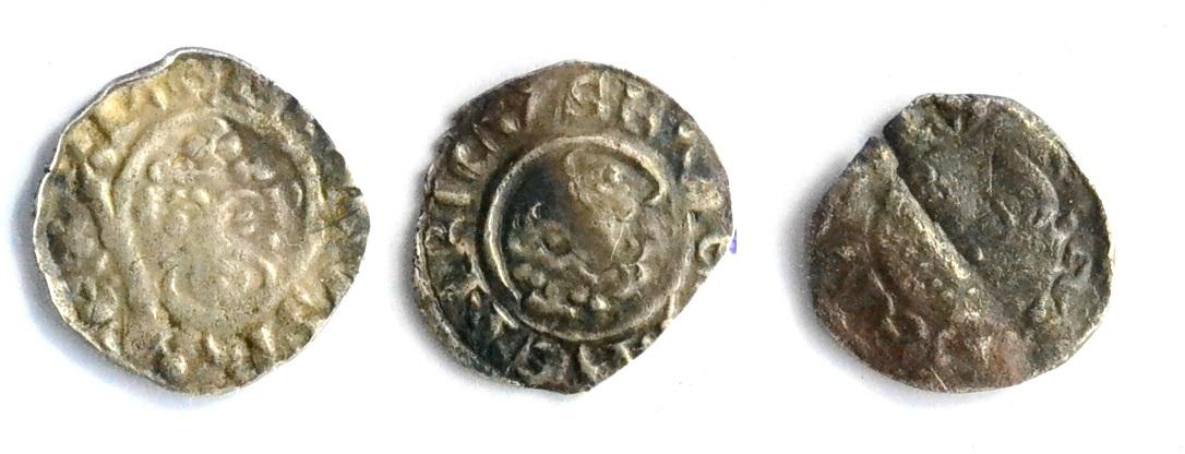 Lot 31 - Henry II, 3 x Short Cross Silver Pennies: (1) London Mint, RAVL  ON LVNDE AFine, (2) London...