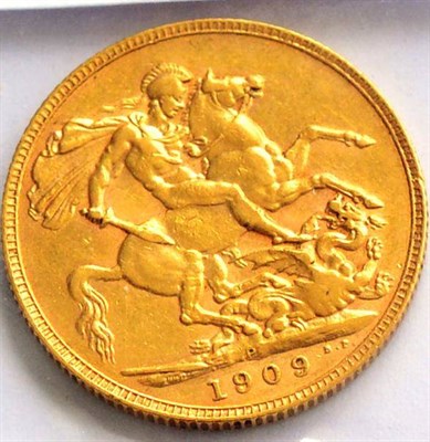 Lot 170 - Sovereign 1909P GFine to AVF