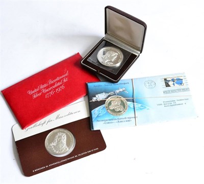 Lot 217 - Miscellaneous Silver Coins & Commemorative Medals comprising: USA 3-coin commemorative set...