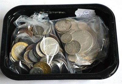 Lot 220 - Approximately 150 x Foreign Coins of which 39 x silver (weight 244g) including USA dollar 1924,...