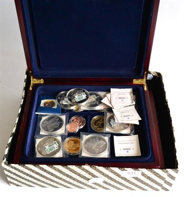 Lot 331 - Miscellaneous Lot comprising: 8 x 'British Banknote' medallions, CuNi proofs, each 50mm, 54g...