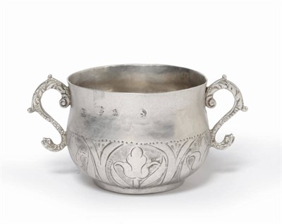 Lot 396 - A Commonwealth Porringer, maker's mark ET crescent below (Jacksons p.122), London 1658, of...