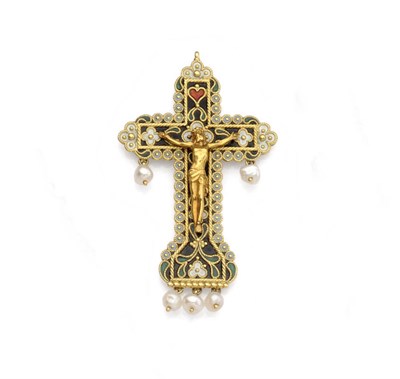 Lot 476 - An Enamel and Pearl Crucifix, Attributed to Carlo Giuliano, with scalloped edges depicted in...