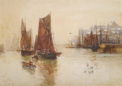 Lot 729 - Frank Henry Algernon Mason RI, RBA (1876-1965) Figures and Fishing Boats in a Harbour Signed,...