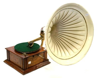 Lot 2140 - Horn Gramophone in oak case with Symphoista mechanism, side winding handle and repainted metal horn