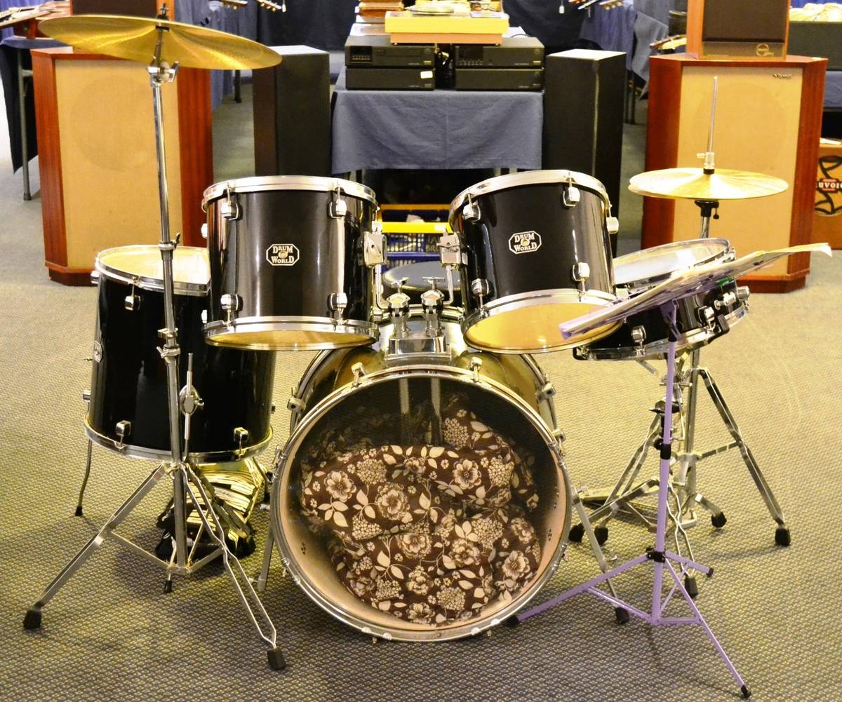 Lot 2121 - A 'Drum World' Drum Kit, with black and chrome finish, includes drums, stands, cymbals and pedal