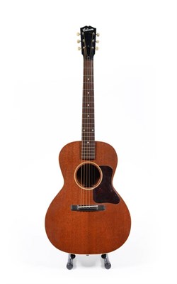 Lot 70 - A Gibson L0, circa 1930, serial number 481, with Honduras mahogany back, sides, top and neck,...