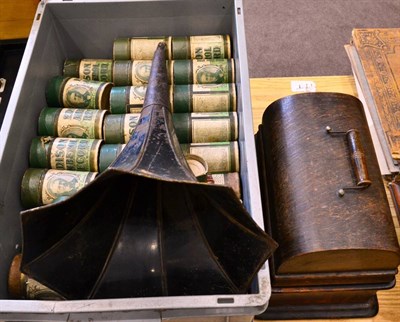 Lot 271 - Edison Standard Phonograph no.634978 with horn and box of cased cylinders