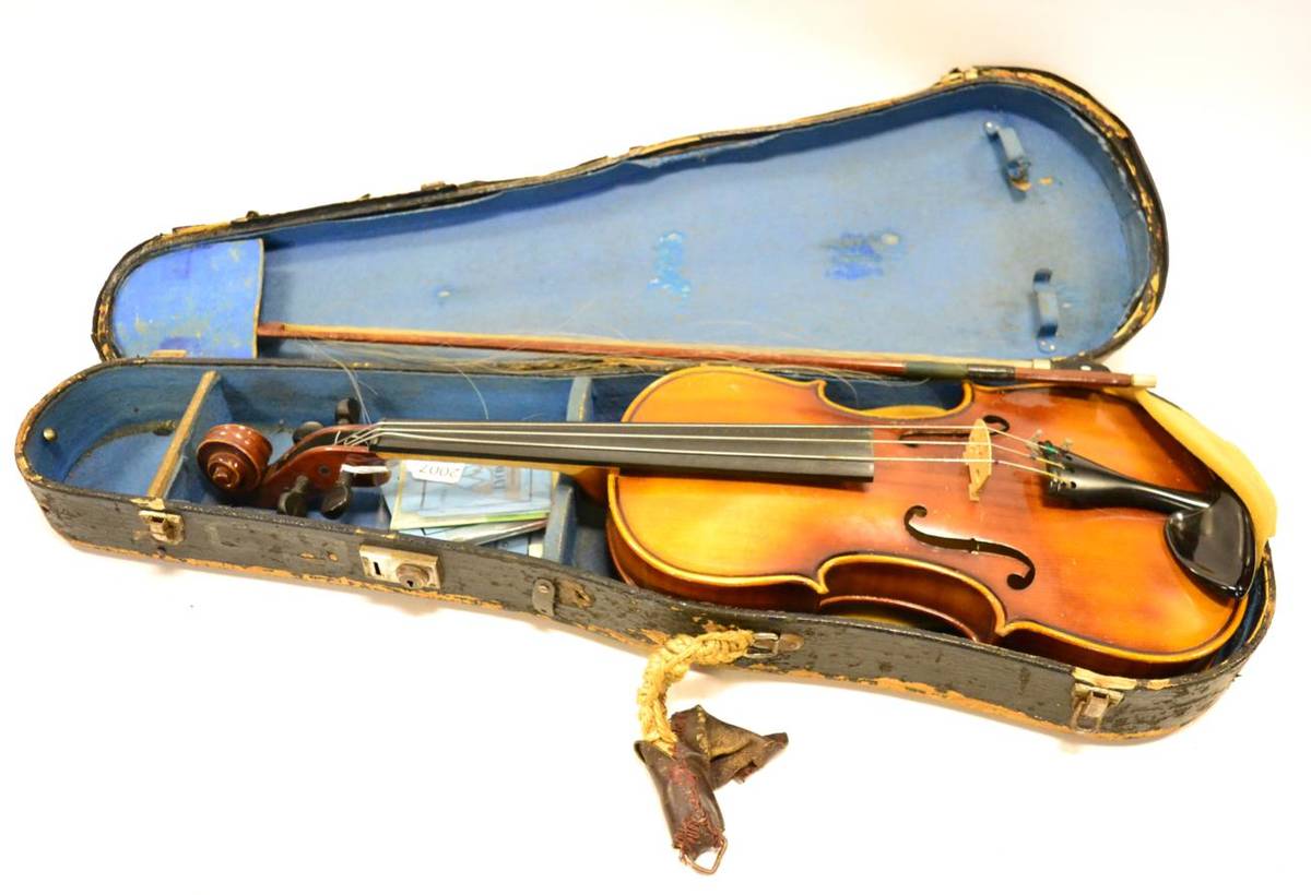 Lot 2007 - Boosey & Hawkes (London) Golden Strad Viola with 16' two piece back, with bow marked...