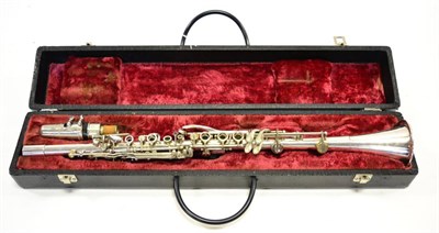 Lot 2022 - Cavalier Metal Clarinet made in Indiana (USA) by Conn Factory, with mouthpiece ligature & cap,...