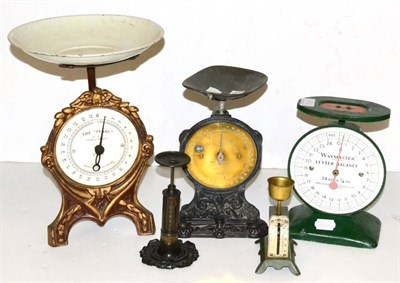 Lot 2271 - Various Balances (i) Salter Butter Balance Type 47 (2lb by 1/2oz) with circular brass dial and lead