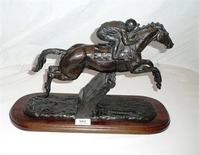 Lot 983 - Harriet Glen (20th century): A Bronze Study of Istabraq, signed and numbered 1/25, 35cm long,...