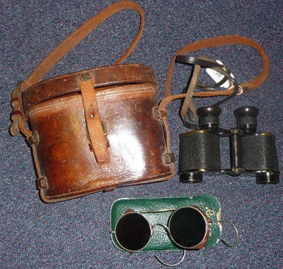 Lot 85 - A Pair of First World War Prismatic No.3 Mk.II Binoculars by Ross, London, numbered 22093,...