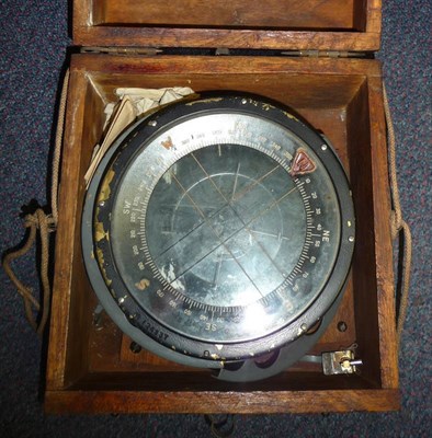 Lot 80 - A Second World War Air Ministry Compass Type P10, with black and grey enamelled brass body,...