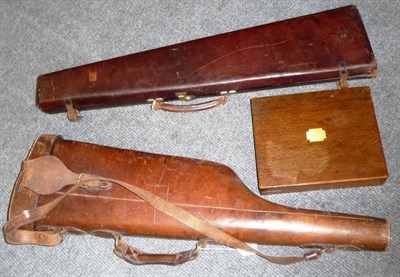 Lot 353 - A Stitched Leather Leg o' Mutton Shotgun Case, to fit 30inch barrels, with brass lock, D rings...