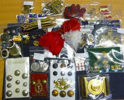 Lot 97 - Militaria, including a Royal Australian Regiment belt buckle, buttons to the Palestine Police,...