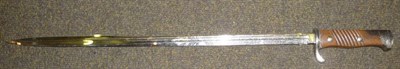 Lot 185 - A German Model 1898 N/A Neuer Art Mauser Bayonet, the single edge pipe back fullered steel...