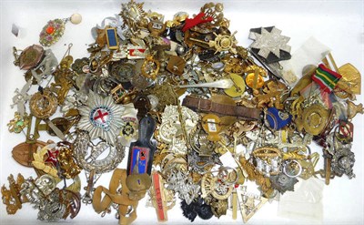 Lot 98 - A Quantity of Cap and Other Badges, belt buckles, medallions etc (mainly restrikes)