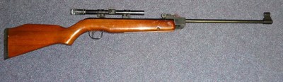 Lot 410 - PURCHASER MUST BE 18 YEARS OR OVER A Webley Hawkeye MKIII .22 Calibre Break Barrel Air Rifle,...