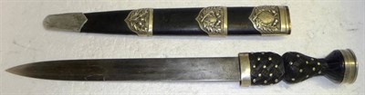 Lot 313 - A First World War Piper's Dirk, the 30cm draw-back steel blade stamped with arrowhead and date...