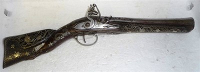 Lot 423 - A Late 18th/Early 19th Century Portuguese Small Blunderbuss, the 24.5cm steel barrel with chiselled