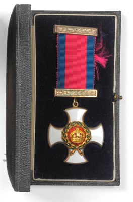 Lot 8 - A Distinguished Service Order (George VI), the suspender bar dated 1943, in case of issue