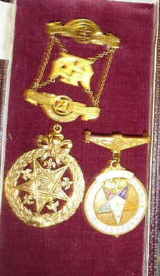 Lot 32 - A 9ct Gold Masonic Breast Jewel to the Worthy Mason 1953 of the  Order of the Eastern Star, Chapter