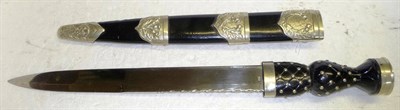 Lot 260 - A Scottish Piper's Dirk Mark 3, to the 10th Highland Light Infantry, the single edge scallop...