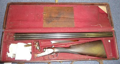 Lot 382 - SHOTGUN CERTIFICATE REQUIRED FOR THIS LOT A Webley & Scott 12 Bore Side by Side Double Barrel...