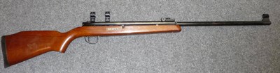 Lot 422 - PURCHASER MUST BE 18 YEARS OR OVER A Webley Osprey .22 Calibre Air Rifle (1975-), numbered...