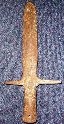 Lot 249 - An 18th Century American Pike Head, with slightly concave spear head, square section crossguard and