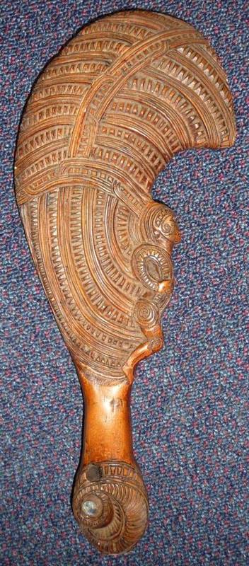 Lot 315 - A Modern Maori Wood Wahiaka (Hand Club), of